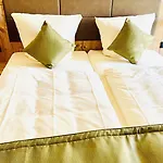 Hotell Weingut Dehren