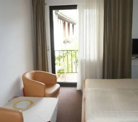 文古德润酒店 3* 埃伦波特道夫