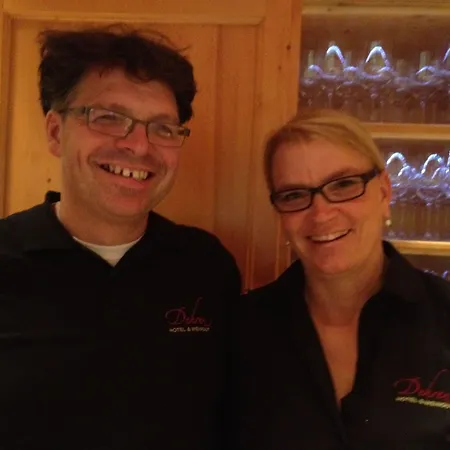 文古德润酒店 3*