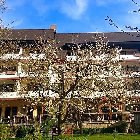 Weingut Dehren Szálloda