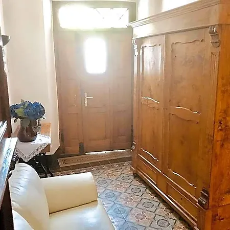 Weingut Dehren Szálloda