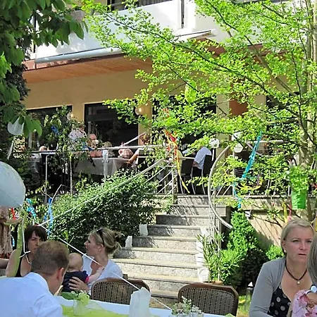 Weingut Dehren Szálloda Ellenz-Poltersdorf