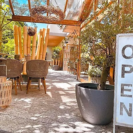 Otel Weingut Dehren 3*