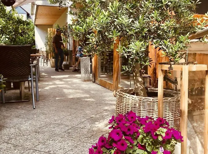 ホテル Weingut Dehren エレンツ・ポルタースドルフ