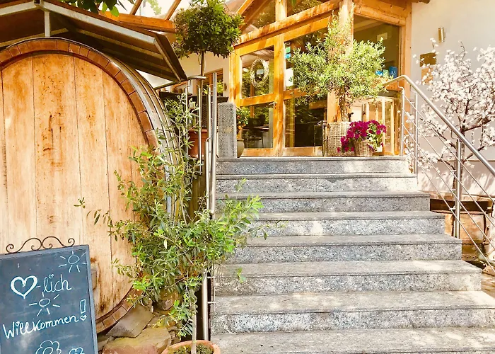 Weingut Dehren Otel Ellenz-Poltersdorf